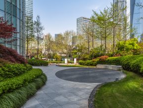 The Best Features of Effective Commercial Property Landscape Design